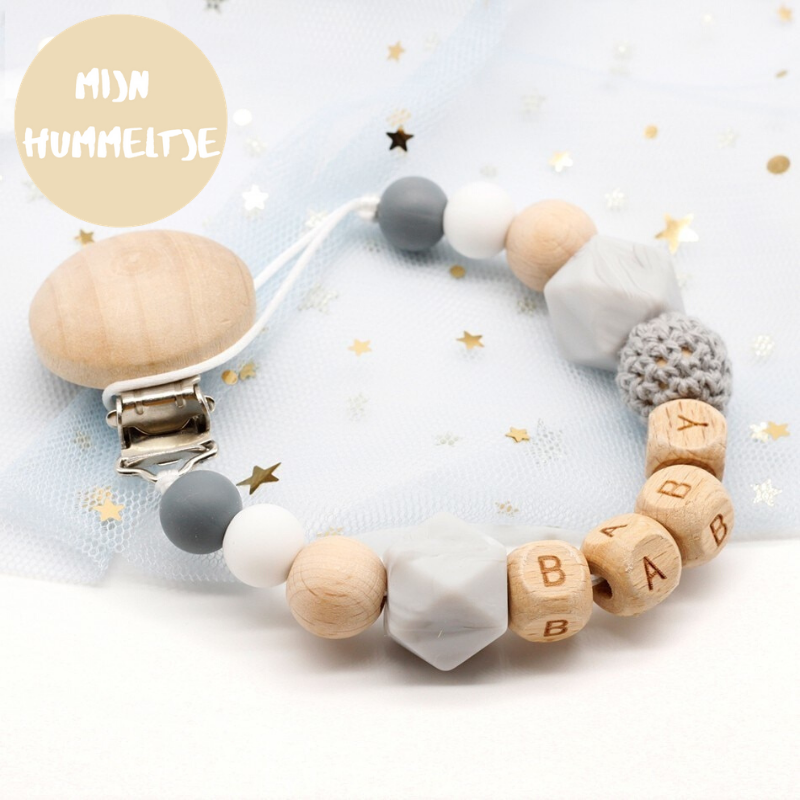 Woods™ - Personalisierte Schnullerkette Grau | Pädagogisches Holzspielzeug von Mein Kleines Baby