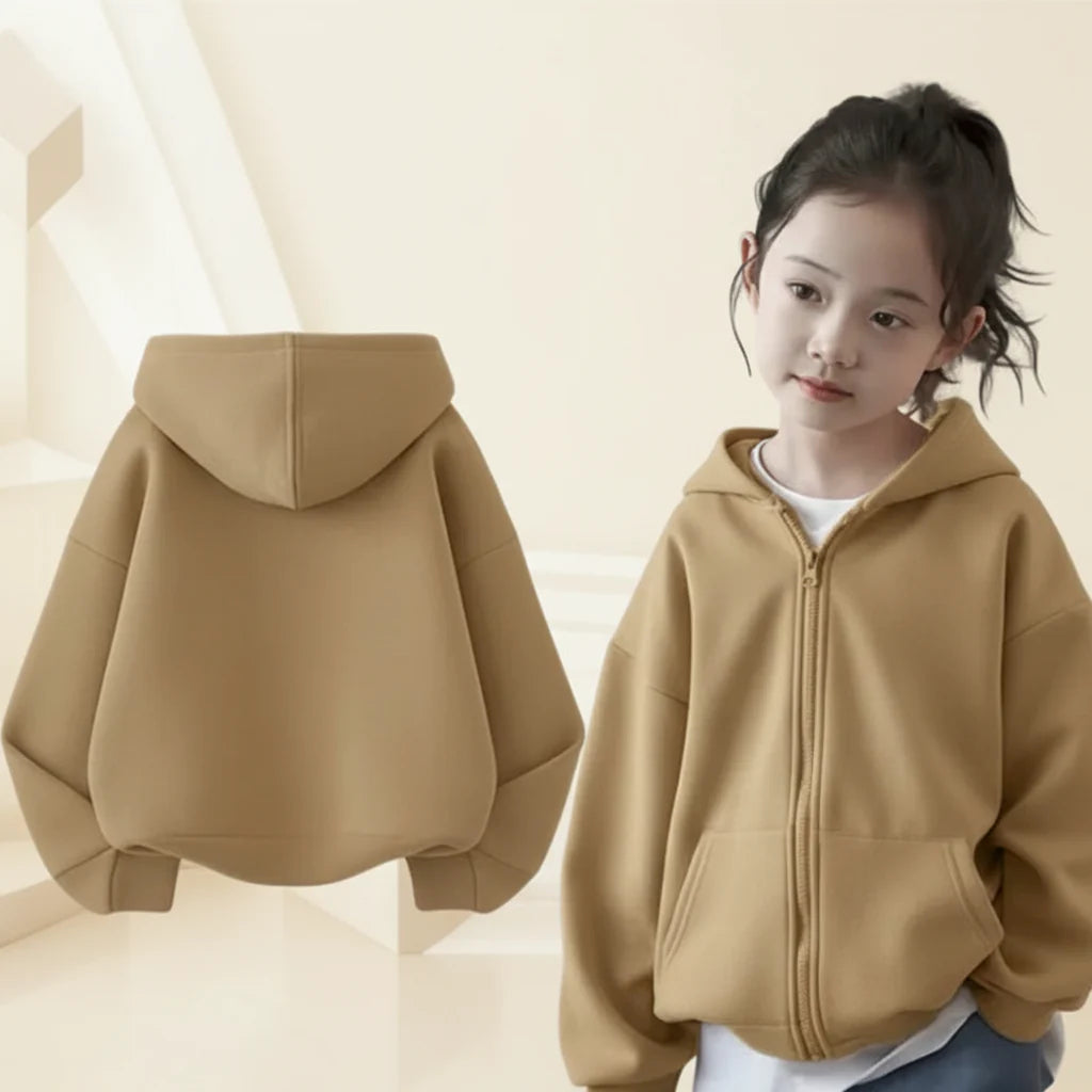 YoungStyle– Trendig und praktisch – Hoodie für Kinder Kaki / 130 (7–8 Jahre) | Pädagogisches Holzspielzeug von Mein Kleines Baby