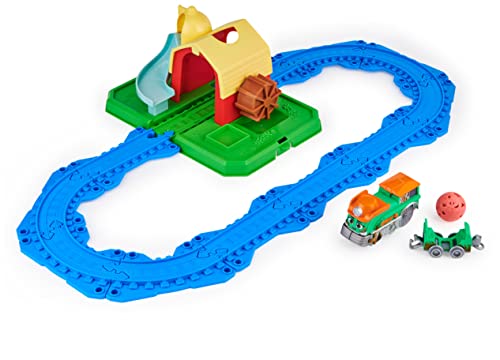 Mighty Express Farmbahnhof Spielset - Spielset mit 11-teiligem Gleisset, Push-and-Go Zug Farm-Frieda und Zubehör, ab 3 Jahren von Mighty Express