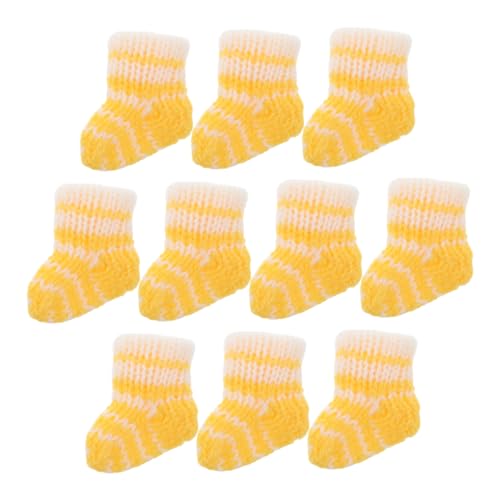 Mikinona 10 Stück Miniatur Puppensocken Gestrickte Wintersocken für Puppen Niedliche Accessoires für Puppenstuben Wärmende und Stilvolle Kleidung für Puppen zum Verkleiden und Dekorieren Mikinona 10 Stück Miniatur Puppensocken Gestrickte Wintersocken für Puppen Niedliche Accessoires für Puppenstuben Wärmende und Stilvolle Kleidung für Puppen zum Verkleiden und Dekorieren von Mikinona