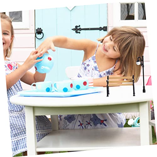 Mikinona 2 Satz Miniatur Parkbänke und Straßenlaternen Handgefertigte Miniaturmöbel für Puppenhäuser Kinderfreundliche Dekoration Umweltfreundlich und Vielseitig Einsetzbar von Mikinona