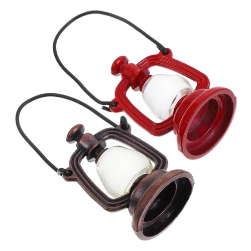Mikinona 2 Stück Vintage Miniatur Kerosinlampen für Puppenhaus Realistische Möbelzubehör für Mikro Landschaften Kreative Dekoration und Rotkupfer Mikinona 2 Stück Vintage Miniatur Kerosinlampen für Puppenhaus Realistische Möbelzubehör für Mikro Landschaften Kreative Dekoration und Rotkupfer von Mikinona