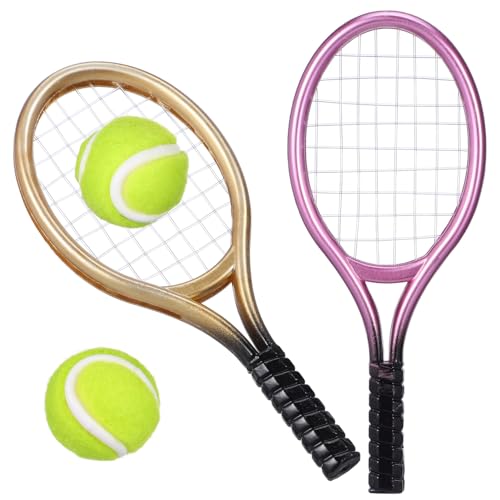 Mikinona 2Sätze Tennis Mini Tennis für Puppenhaus Dekoration Leicht und Langlebig für Tennisliebhaber Zufällige Farben Mikinona 2Sätze Tennis Mini Tennis für Puppenhaus Dekoration Leicht und Langlebig für Tennisliebhaber Zufällige Farben von Mikinona