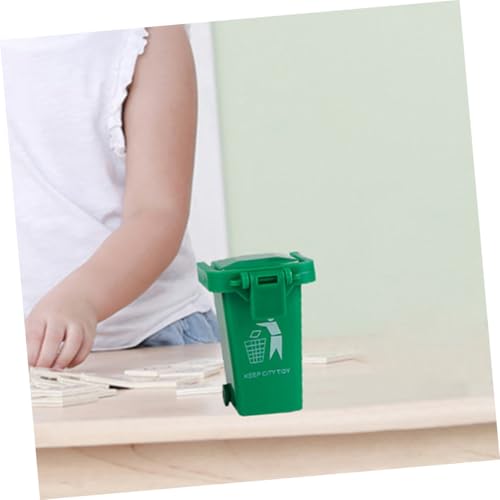 Mikinona 8 Stück Teiliges Spielset aus Robustem Kunststoff mit Klappbarem Deckel und Leichtem Schiebemechanismus Pädagogisch für Mülltrennung Geeignet als Geschenk für Jungen und Mädchen Mikinona 8 Stück Teiliges Spielset aus Robustem Kunststoff mit Klappbarem Deckel und Leichtem Schiebemechanismus Pädagogisch für Mülltrennung Geeignet als Geschenk für Jungen und Mädchen von Mikinona