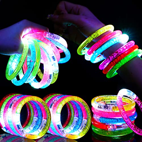 Mikulala 36 Stück LED Leuchtarmbänder Blinkende Armbänder in der Dunkelheit Glowstick Armband,Beleuchtendes Spielzeug für Graduierung Geburtstag Party Geschenke, Armreif für Kinder Erwachsene von Mikulala