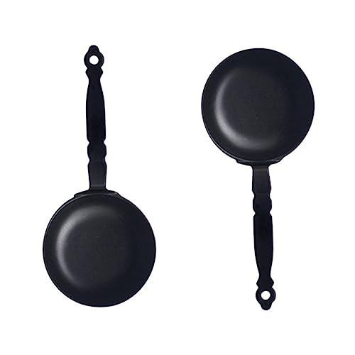 MILISTEN 2 Stück Mini Frying Pan Model Miniatur-Backformen Miniaturpfannen Mini-Pfannen Küchenzubehör für Puppenstuben Mini-Küchenutensilien Puppenhaus-Backspielzeug Legierung Schwarz von Milisten