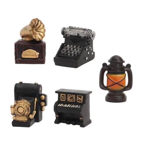 MILISTEN 5 Stück Teiliges Miniatur Retro Figuren Dekorative Wohnaccessoires für Puppenhäuser Plattenspieler Schreibmaschine Klavier Videorekorder und Öllampe aus Umweltfreundlichem Harz von Milisten
