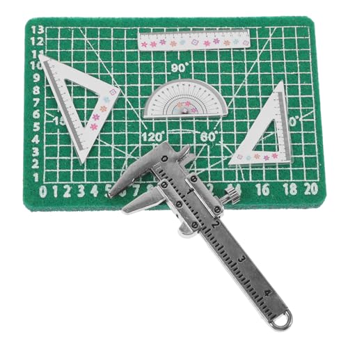 Milisten 1 Set Puppenhauszubehör Zusammen Mit Mini Miniatur Lineal Mini Lineal Und Matte Mini Hauszubehör Kleine Lernrequisiten Mini Schulbedarf Simulations Lineal Und Matte Aus von Milisten