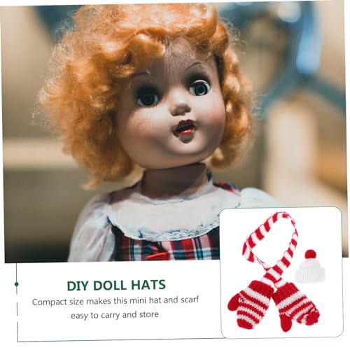 Milisten Mini Gestricktes Weihnachtsset mit Schneemann Mütze und Schal Dekoratives DIY Zubehör für Puppen Weihnachtsbaum Weinflaschen Handwaschbar Rot Weiß Vielseitig Einsetzbar von Milisten
