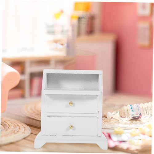 Milisten Miniatur Puppenhaus Nachttisch Schrank aus Detailreiches Stabiles Modell mit Schublade Multifunktionaler Mini Aufbewahrungsschrank für Puppenmöbel und DIY Dekoration Weiß Milisten Miniatur Puppenhaus Nachttisch Schrank aus Detailreiches Stabiles Modell mit Schublade Multifunktionaler Mini Aufbewahrungsschrank für Puppenmöbel und DIY Dekoration Weiß von Milisten