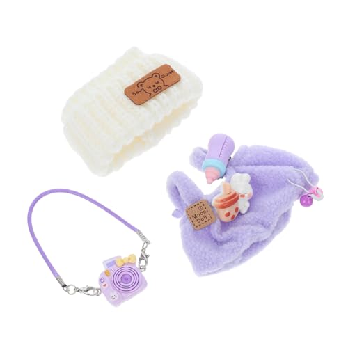 Milisten Puppenkleidung Set Doll Dress mit violetter Latzhose Weißer Bär Strickmütze und violetter Kamera Niedliches Plüschspielzeug Outfit für Kreative Rollenspiele und Milisten Puppenkleidung Set Doll Dress mit violetter Latzhose Weißer Bär Strickmütze und violetter Kamera Niedliches Plüschspielzeug Outfit für Kreative Rollenspiele und von Milisten