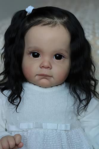 MineeQu 60CM Lebensechte riesige Größe Sanfte Berührung Wiedergeborene Babypuppen mit verwurzelten schwarzen Haaren detaillierte Malerei realistische Neugeborene Prinzessin Kleinkind Geschenkset von MineeQu