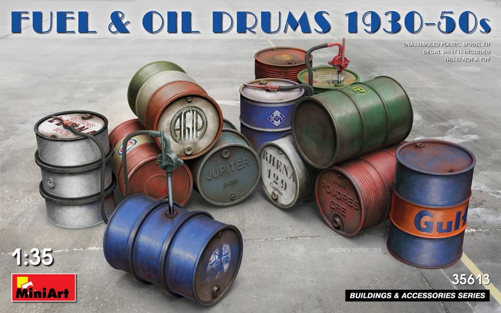 Fuel & Oil Drums - 1930-50s von Miniart