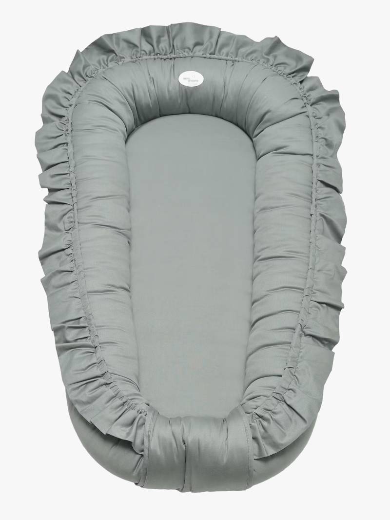 Mini Dreams Cozy Babynest Rüschen, Grün von Mini Dreams