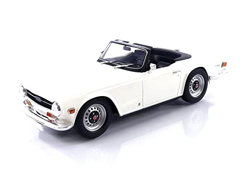 Minichamps 1:18 Triumph TR6 – 1969 – Weiß (Lhd) – Sammlerstück Miniaturauto – Erwachsene Sammler – Uni – 12 cm x 30 cm x 12 cm von Minichamps