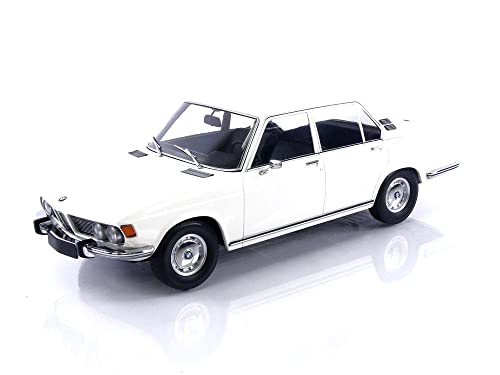 Minichamps 155029202 1:18 BMW 2500-1968-White Collectible Miniaturauto, Weiß Minichamps 155029202 1:18 BMW 2500-1968-White Collectible Miniaturauto, Weiß von Minichamps