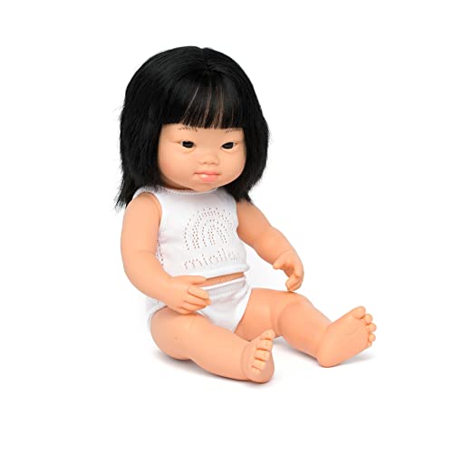 Miniland Dolls: asiatische Babypuppe Mädchen, mit Down Syndrom aus weichem Vinyl, 38 cm, präsentiert mit Unterwäsche in Geschenkbox (31266), Natur von Miniland