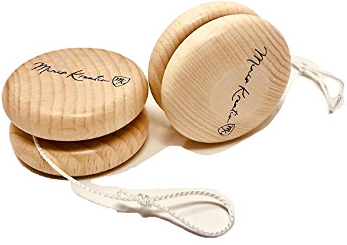 Minis Kreativ JoJo Holz Doppelpack für Kinder Naturbelassen | Jonglier Set | 2 STK JoJo groß ø 6 cm | Förderung Motorik Koordination|Sparset NEU Geschenk Kinder | Mädchen | Jungen | Jo-Jo | Natur Minis Kreativ JoJo Holz Doppelpack für Kinder Naturbelassen | Jonglier Set | 2 STK JoJo groß ø 6 cm | Förderung Motorik Koordination|Sparset NEU Geschenk Kinder | Mädchen | Jungen | Jo-Jo | Natur von Minis Kreativ