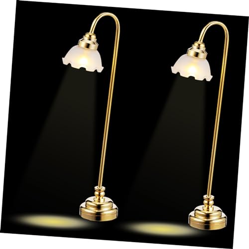 Mipcase 2 Stück Miniatur Tischlampe Batteriebetrieben Gold Metall Kunststoff mit Floralem Lampenschirm Kabellose Mini Dekoleuchte für Puppenhaus und DIY Zubehör von Mipcase