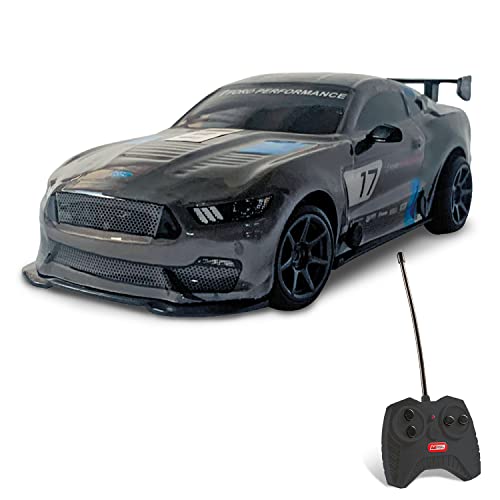 Mondo Motors, GLOBAL MUSTANG GT4, Modell im Maßstab 1: 28, Geschwindigkeit bis zu 8 km / h, Spielzeugauto für Kinder - 63544 Mondo Motors, GLOBAL MUSTANG GT4, Modell im Maßstab 1: 28, Geschwindigkeit bis zu 8 km / h, Spielzeugauto für Kinder - 63544 von Mondo
