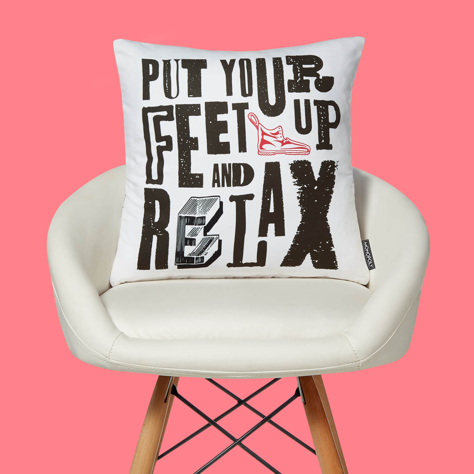 Monopoly Feet Up And Relax Square Cushion - 50x50cm - Soft Touch Monopoly Feet Up And Relax Square Cushion - 50x50cm - Soft Touch von Original Hero