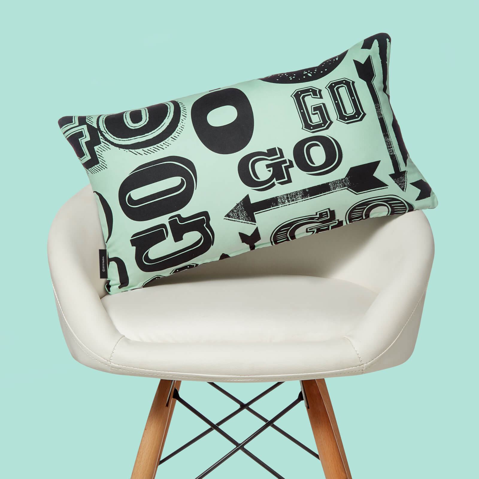 Monopoly Go! Letterpress Rectangular Cushion - 30x50cm - Soft Touch Monopoly Go! Letterpress Rectangular Cushion - 30x50cm - Soft Touch von Original Hero