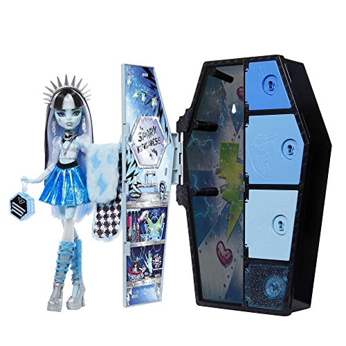 MONSTER HIGH Skulltimate Secrets Fearidescent Frankie Stein Puppe - Sargförmiger Spind mit über 19 Überraschungen, Color-Reveal-Effekt, für Kinder ab 6 Jahren, HNF75 von MONSTER HIGH