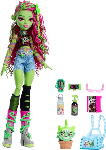 Monster High Venus McFlytrap Puppe mit Pflanzenmonster, Haustier-Katze, Kaulian und Zubehör wie Rucksack, Notizbuch, Snacks und mehr, Mehrfarbig von Monster High