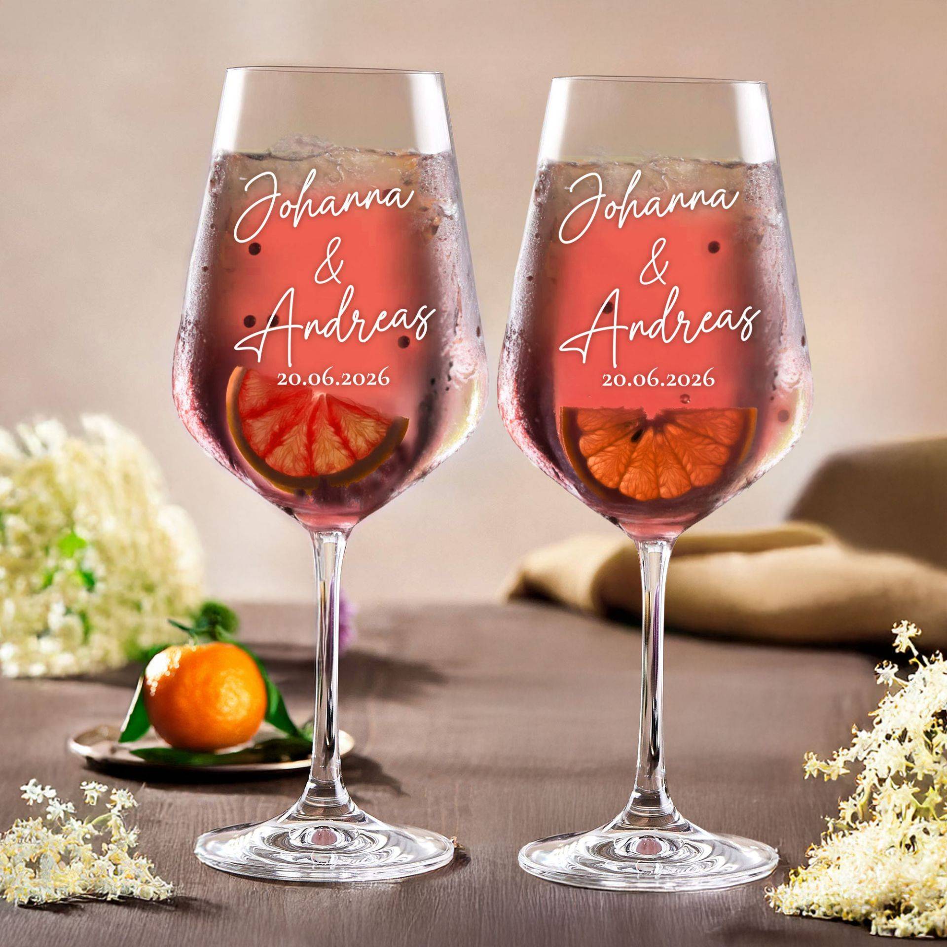 2er Set Weingläser mit Gravur - Namen Signatur von Monsterzeug