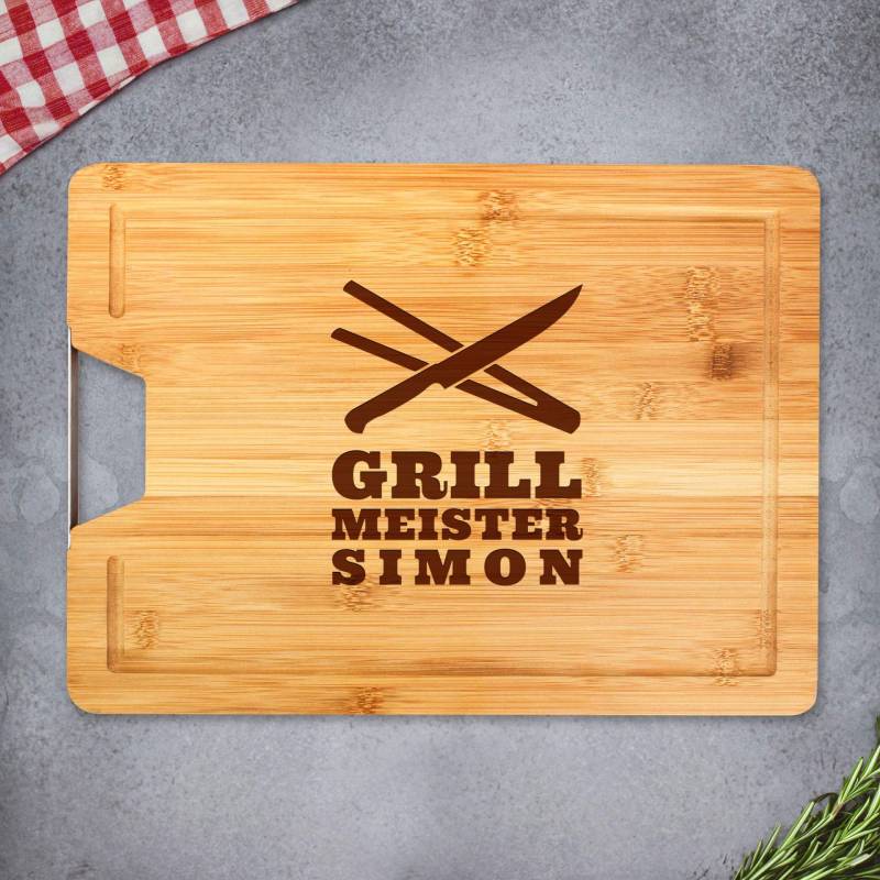 Bambusholz Schneidebrett mit Grillmeister Gravur von Monsterzeug