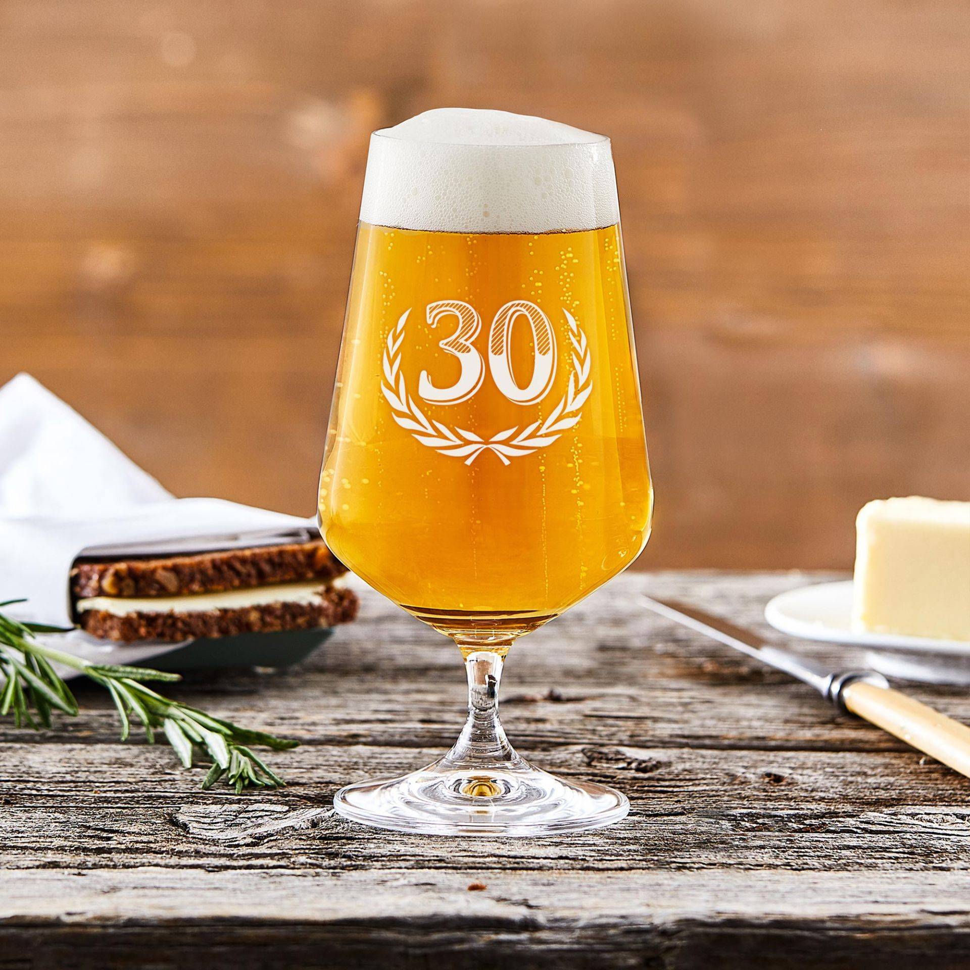 Bierglas mit Gravur zum 30. Geburtstag Bierglas mit Gravur zum 30. Geburtstag von Monsterzeug