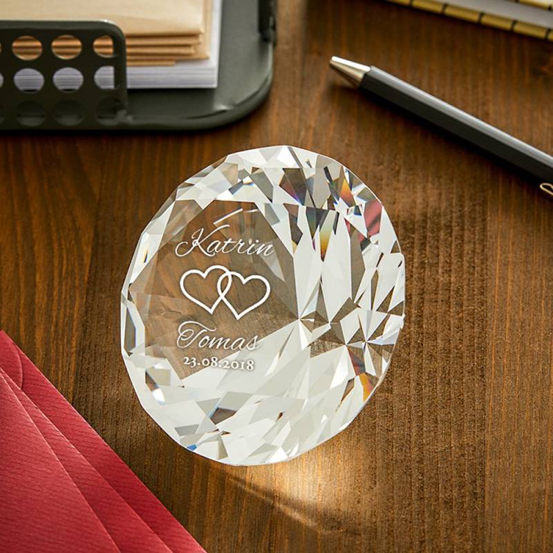 Diamant Kristall mit Gravur zur Hochzeit von Monsterzeug