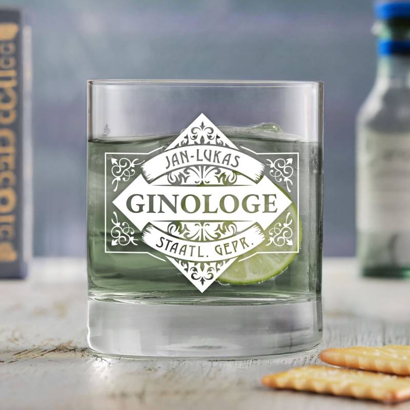 Gin Glas Tumbler mit Gravur - Ginologe von Monsterzeug