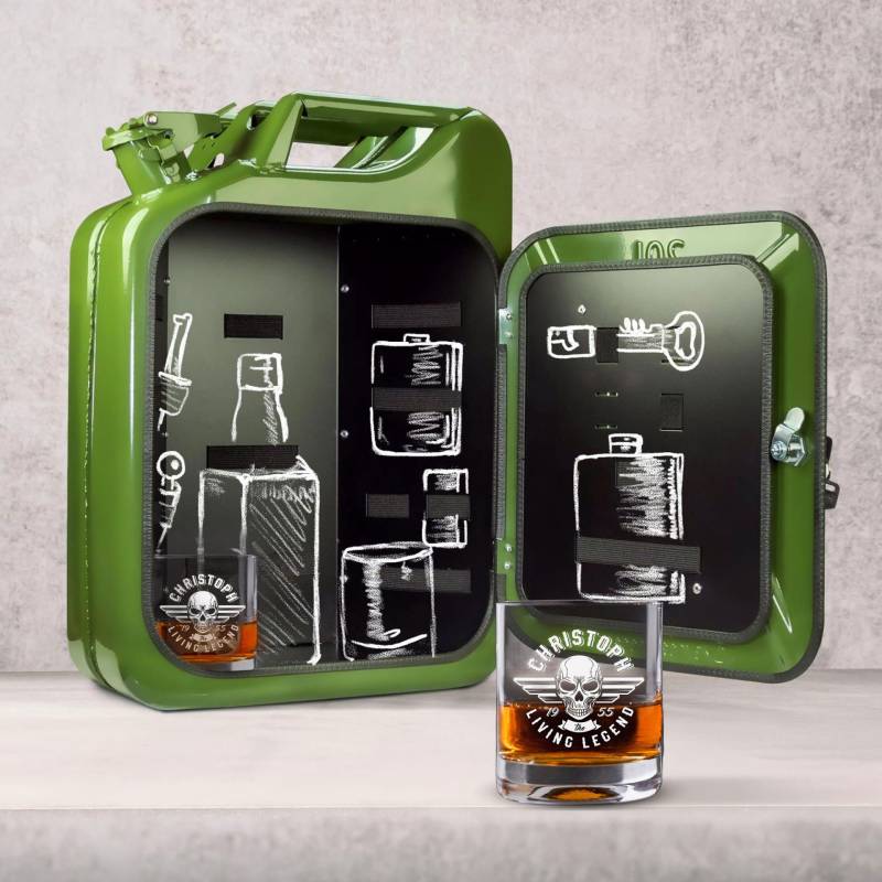 Grüne Kanisterbar mit 2 Whiskygläsern mit Gravur - Totenkopf von Monsterzeug