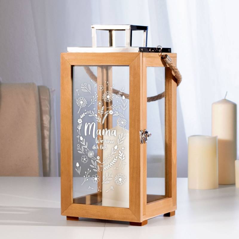 Holzlaterne mit Gravur - Blumenherz für Mama von Monsterzeug