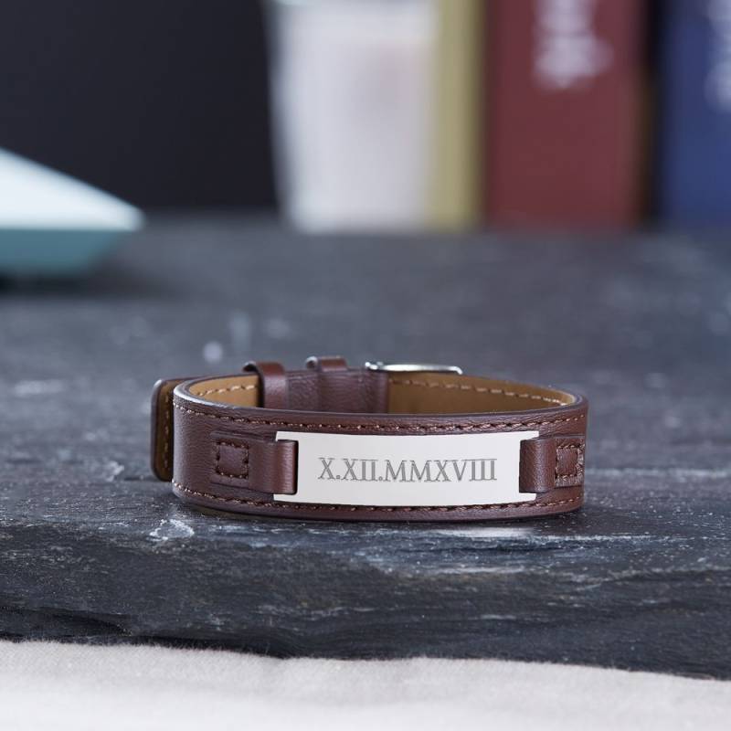 Lederarmband braun - Römische Zahlen von Monsterzeug