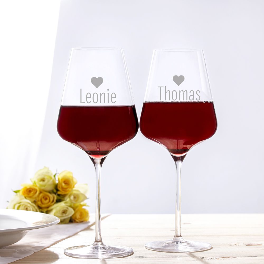 Personalisierte Weingläser Herz - 2er Set Personalisierte Weingläser Herz - 2er Set von Monsterzeug