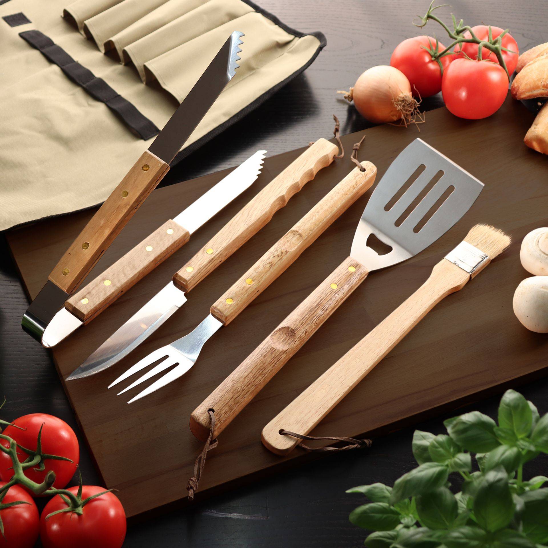 Premium Grillbesteck Premium Grillbesteck von Monsterzeug