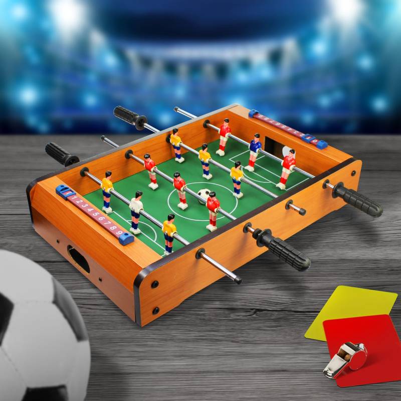 Tisch Kicker aus Holz von Monsterzeug