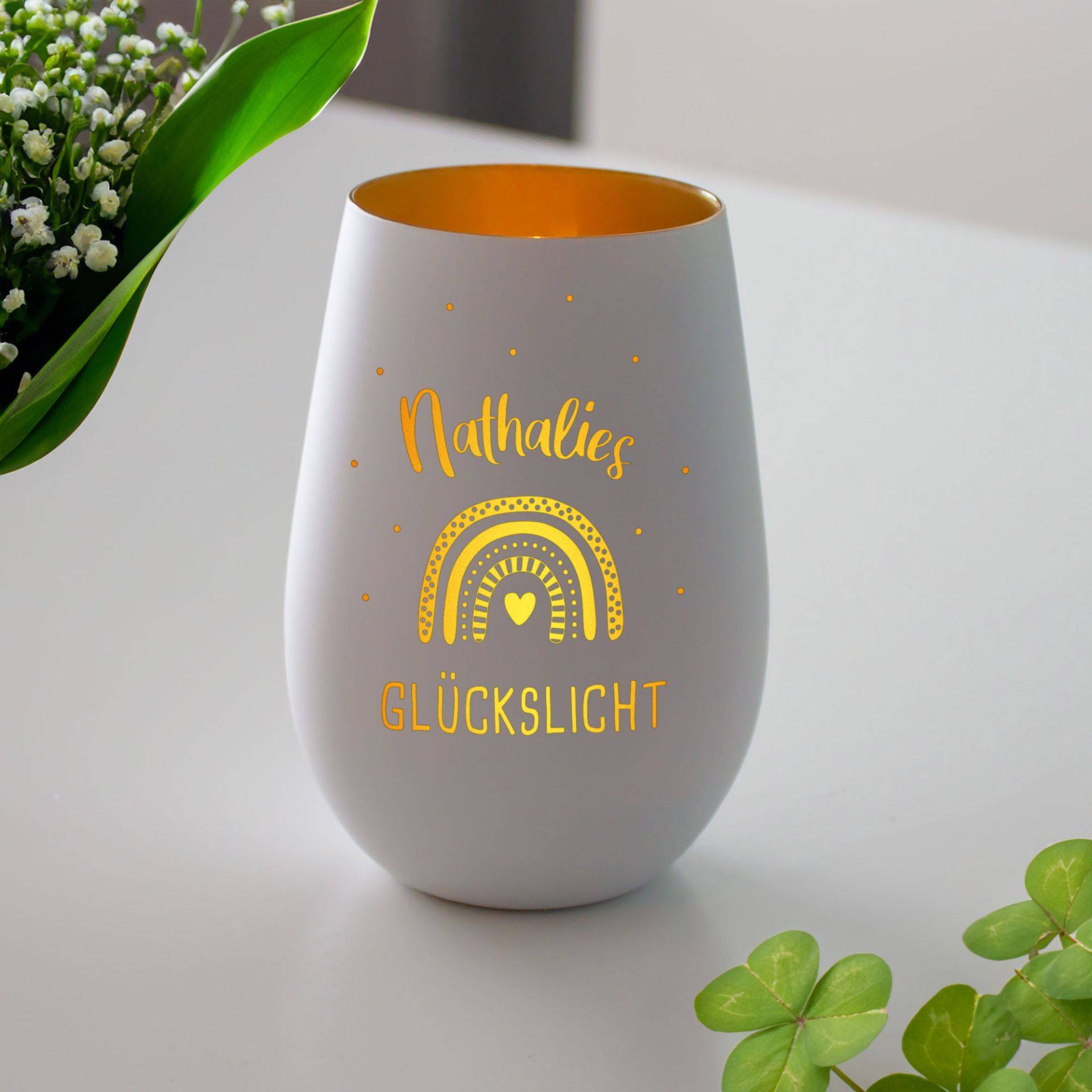 Weißes Windlicht mit Gravur - Glückslicht von Monsterzeug