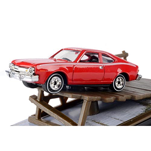 JAMES BOND 007 Diorama SALTO DA PONTILE Die Cast Modellauto 1974 AMC HORNET rot - Man Golden Gun - Maßstab 1:64 - Länge 7 cm von Motormax