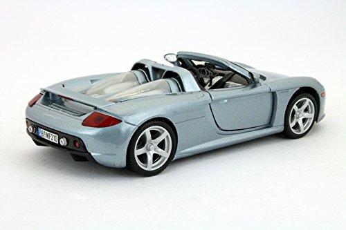 Motormax Porsche Carrera GT silberblau metallic 1:24 von Motormax