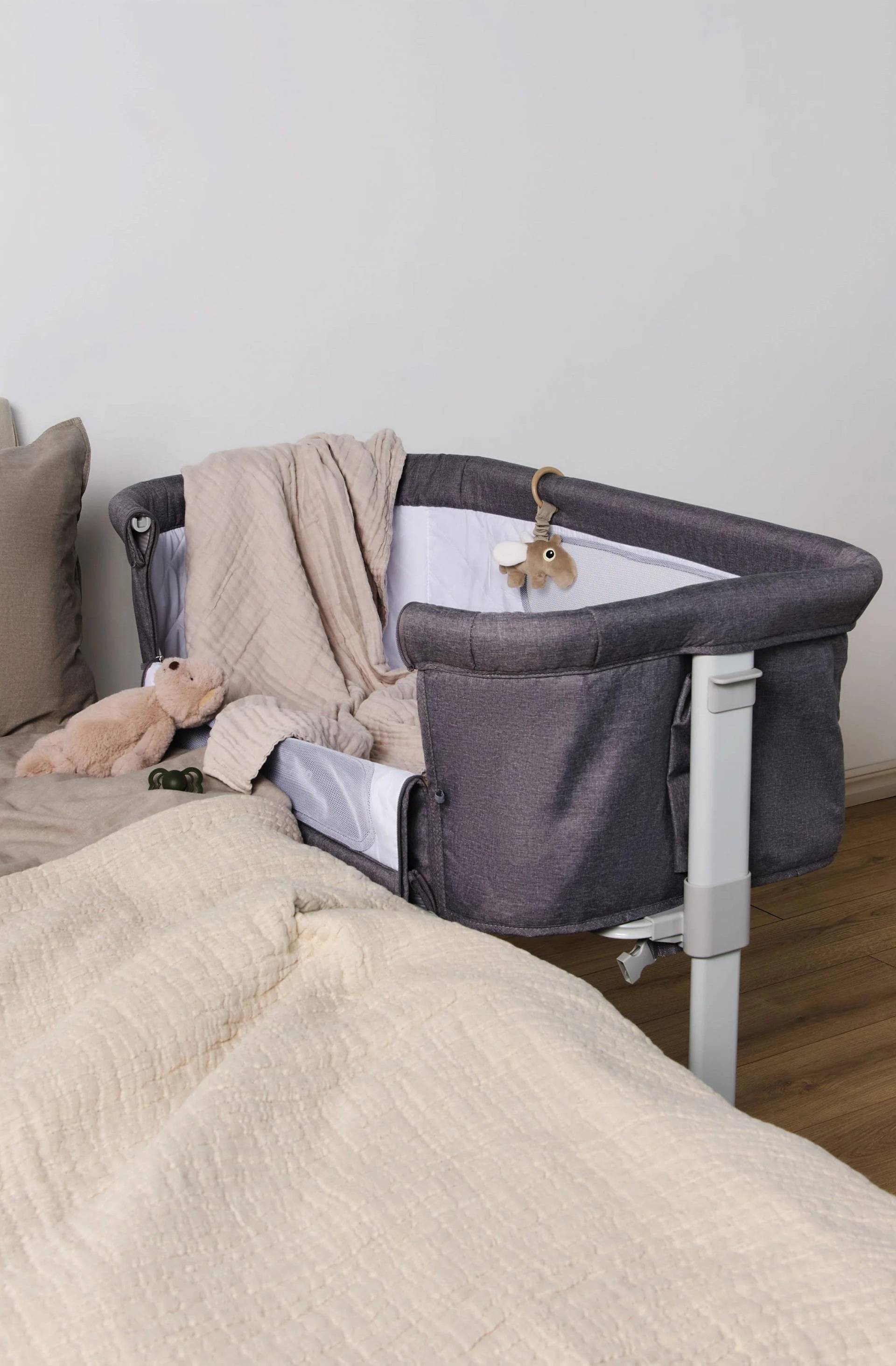 Moweo ALEX Beistellbett, Grau Moweo ALEX Beistellbett, Grau von Moweo
