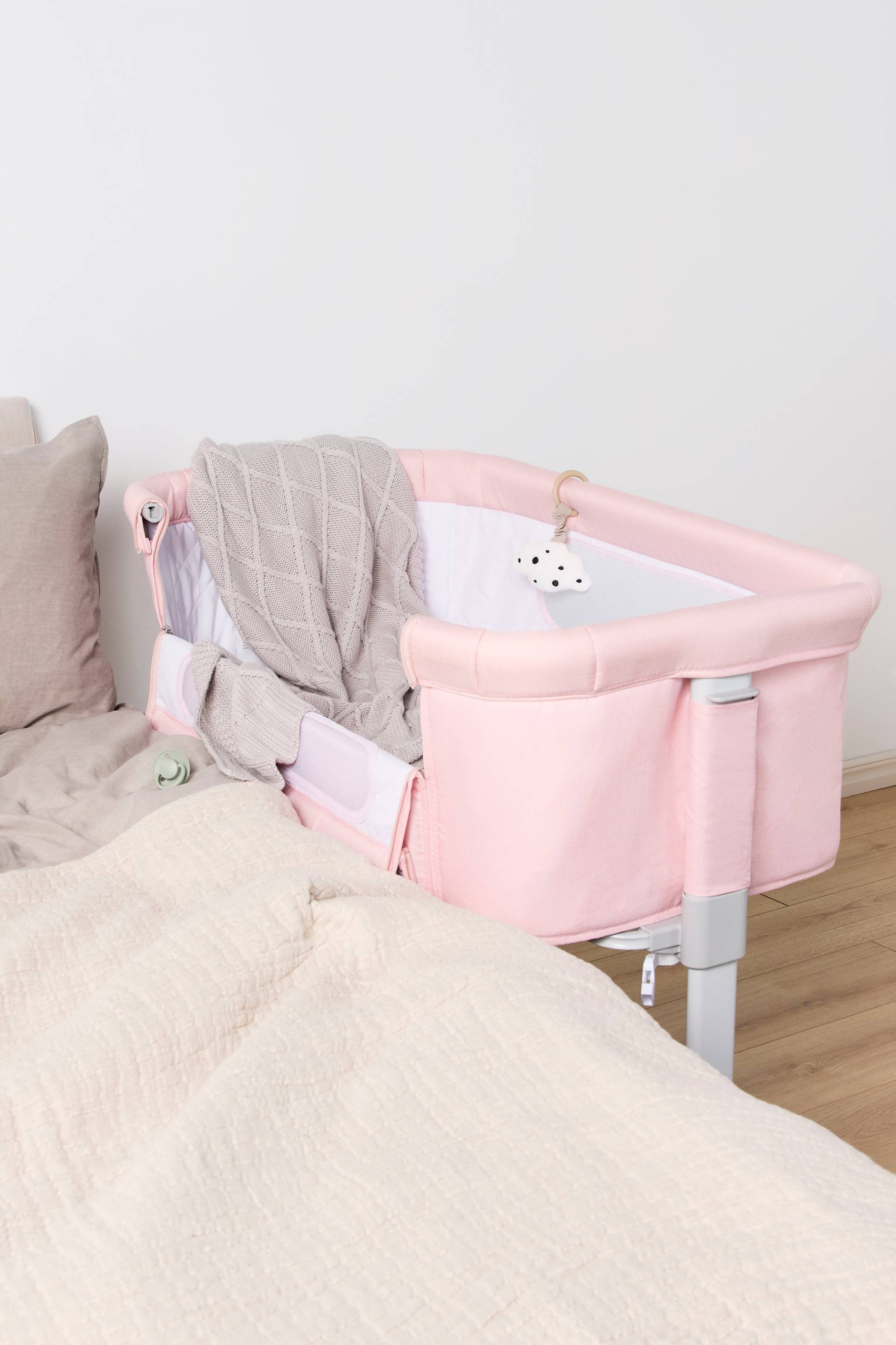 Moweo ALEX Beistellbett, Rosa Moweo ALEX Beistellbett, Rosa von Moweo