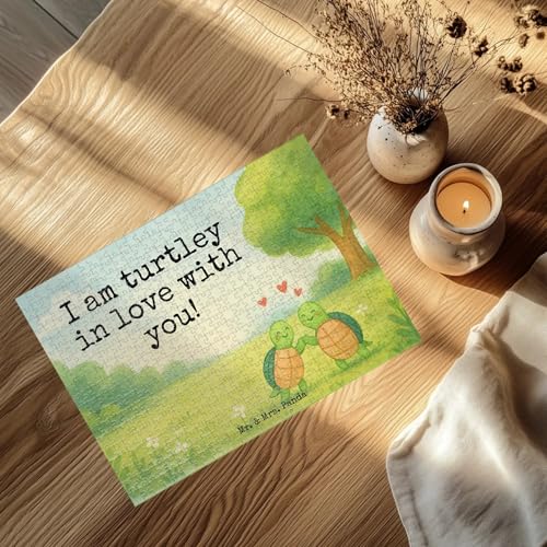 Mr. & Mrs. Panda Puzzle Schildkröten Paar Design 551 Teile - Geschenk, Geschenk für Partner, Ehefrau, Liebesgeschenk, Freund, Mitbringsel, Verlobung, Mr. & Mrs. Panda Puzzle Schildkröten Paar Design 551 Teile - Geschenk, Geschenk für Partner, Ehefrau, Liebesgeschenk, Freund, Mitbringsel, Verlobung, von Mr. & Mrs. Panda