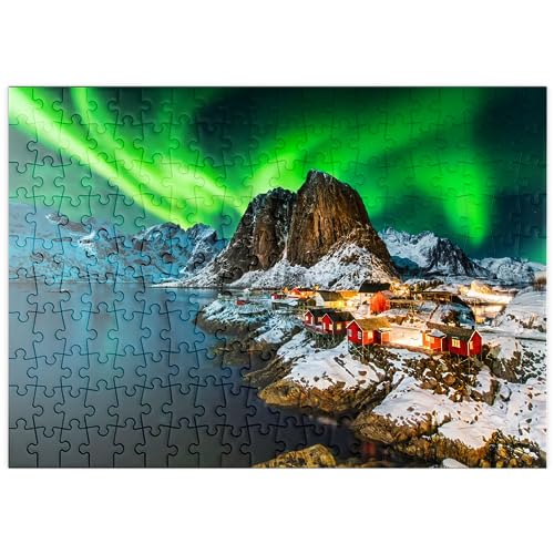 Aurora Borealis über Hamnoy in Norwegen - Premium 200 Teile Puzzle - MyPuzzle Sonderkollektion von Puzzle Galaxy von MyPuzzle.com