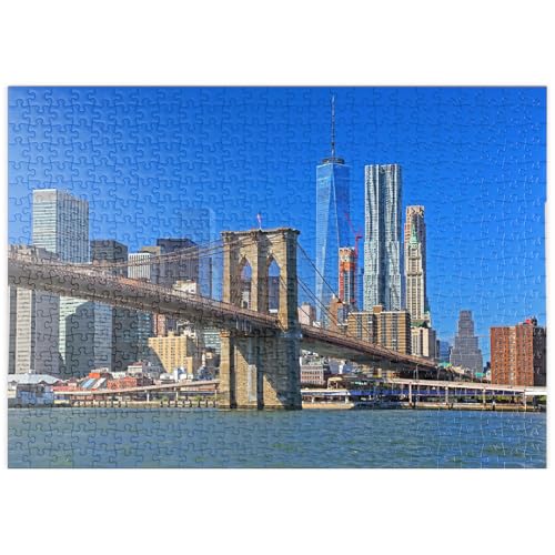 MyPuzzle Blick zur Brooklyn Bridge mit One World Trade Center, Manhattan, New York City, USA - Premium 500 Teile Puzzle - MyPuzzle Sonderkollektion von Puzzle Galaxy MyPuzzle Blick zur Brooklyn Bridge mit One World Trade Center, Manhattan, New York City, USA - Premium 500 Teile Puzzle - MyPuzzle Sonderkollektion von Puzzle Galaxy von MyPuzzle.com
