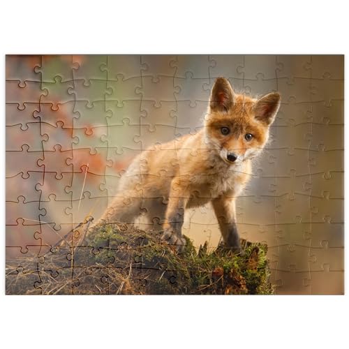 EIN junger, neugieriger Fuchs im Wald - Premium 100 Teile Puzzle - MyPuzzle Sonderkollektion von Puzzle Galaxy von MyPuzzle.com