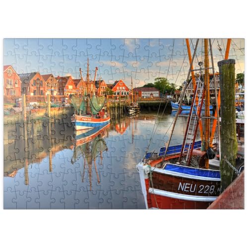 Fischerhafen mit Krabbenkuttern im Abendlicht, Neuharlingersiel, Ostfriesland - Premium 200 Teile Puzzle - MyPuzzle Sonderkollektion von Puzzle Galaxy von MyPuzzle.com