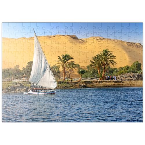 MyPuzzle Feluke auf dem Nil gegen die Berge der Libyschen Wüste, Assuan, Ägypten - Premium 200 Teile Puzzle - MyPuzzle Sonderkollektion von Puzzle Galaxy MyPuzzle Feluke auf dem Nil gegen die Berge der Libyschen Wüste, Assuan, Ägypten - Premium 200 Teile Puzzle - MyPuzzle Sonderkollektion von Puzzle Galaxy von MyPuzzle.com